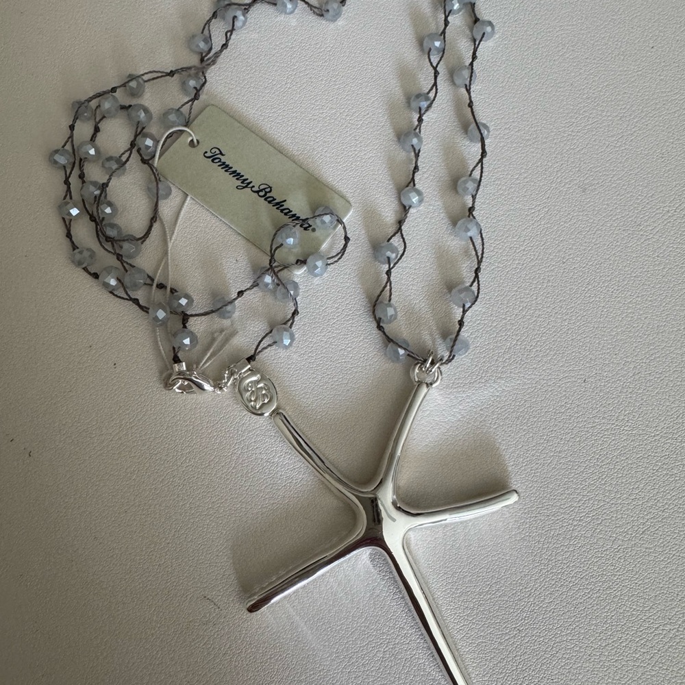 Tommy Bahama Silver Starfish Treasure Pendant - Picture 2 of 3
